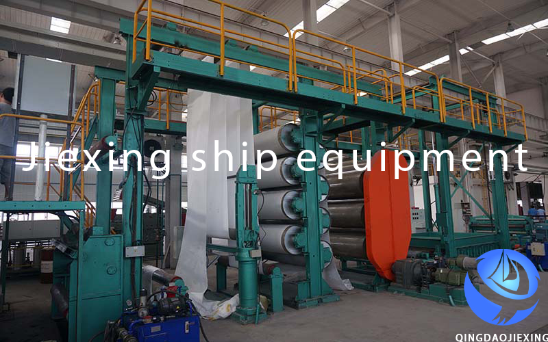 Calendering-equipment-for-rubber-cord