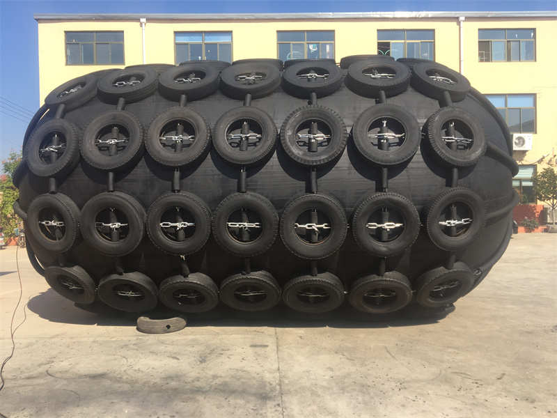 Marine pneumatic fender (4)