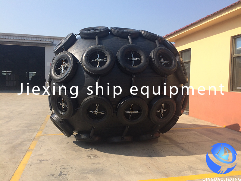 Marine-rubber-fender-(1)